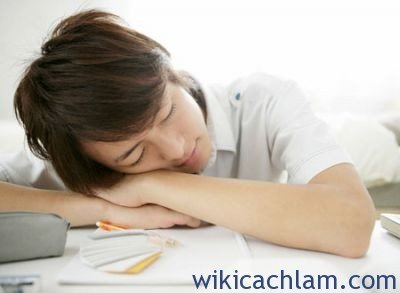 Cách chống buồn ngủ khi học bài, ôn thi-2