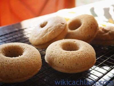cach-lam-banh-donut-vi-tao-4
