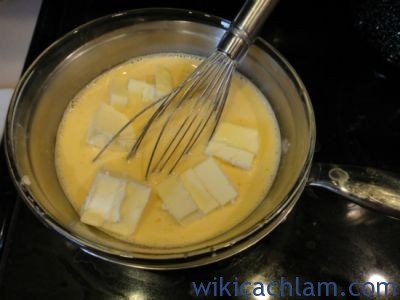 Cách làm bánh bông lan cuộn kem dừa & trà xanh-2