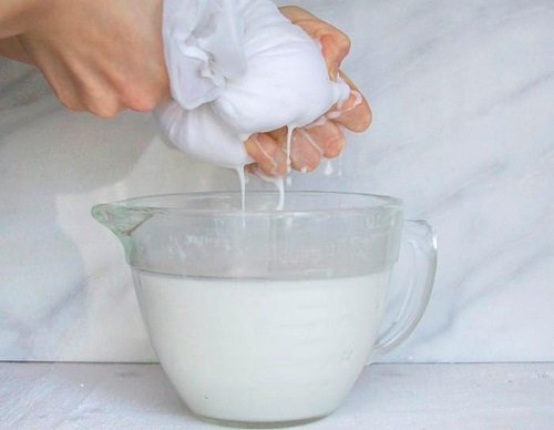 Cách làm sữa dừa thơm ngon giải nhiệt ngày hè-3