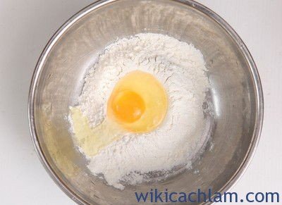 Cách làm bánh tôm chiên cho bữa sáng-3