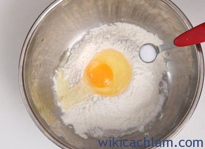 Cách làm bánh tôm chiên cho bữa sáng-4
