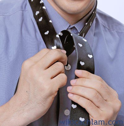 Cách thắt cà vạt đẹp nhanh đơn giản nhất-3