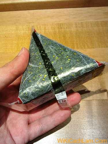Cách làm kimbap tam giác kiểu Hàn