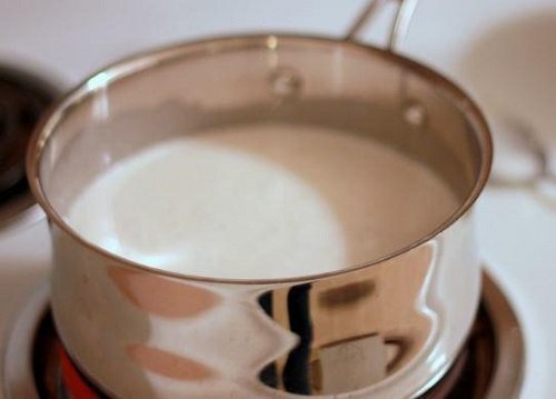 Cách làm kem tươi từ lòng trắng trứng-6