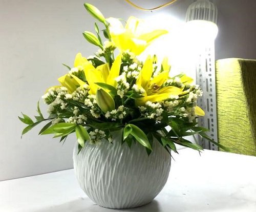 Cách cắm hoa ly đẹp cho ngày Tết thêm sắc hương-16