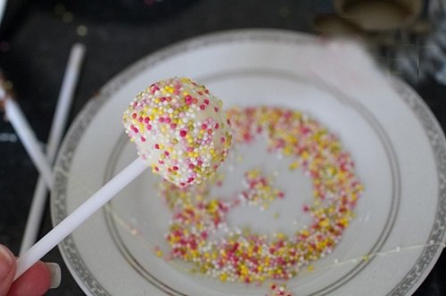 Cách làm cake pop đơn giản cho ngày valentine-6