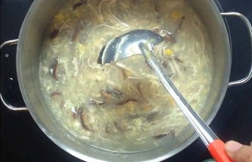 10 phút cho cách nấu súp trứng thơm ngon, ngọt lành-4