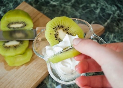 Cách ăn quả kiwi đúng cách và ngon miệng-5