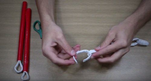 Cách làm côn nhị khúc bằng giấy đơn giản tại nhà-10