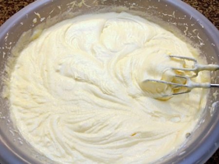 Cách làm bánh cupcake bằng nồi cơm điện cực ngon-5