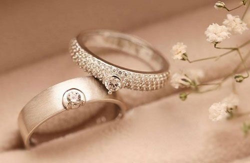 Những mẫu nhẫn cưới đẹp, sang trọng nhất 2019-3