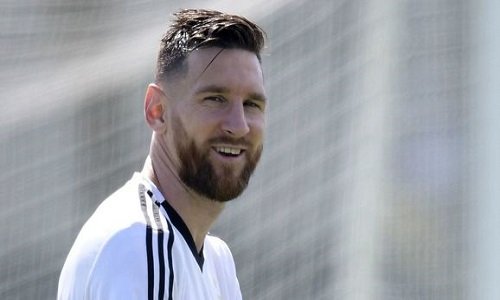 10 Kiểu tóc của Lionel Messi nam tính, điển trai nhất-8