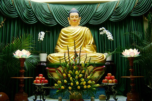  Có nên thờ Phật tại nhà 