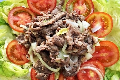 Bạn có thể chia sẻ cách làm salad trộn thịt bò sốt mayonnaise đã được tinh chỉnh và thành công nhất không?